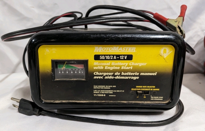 Motomaster Manual Battery Charger with Engine Start.