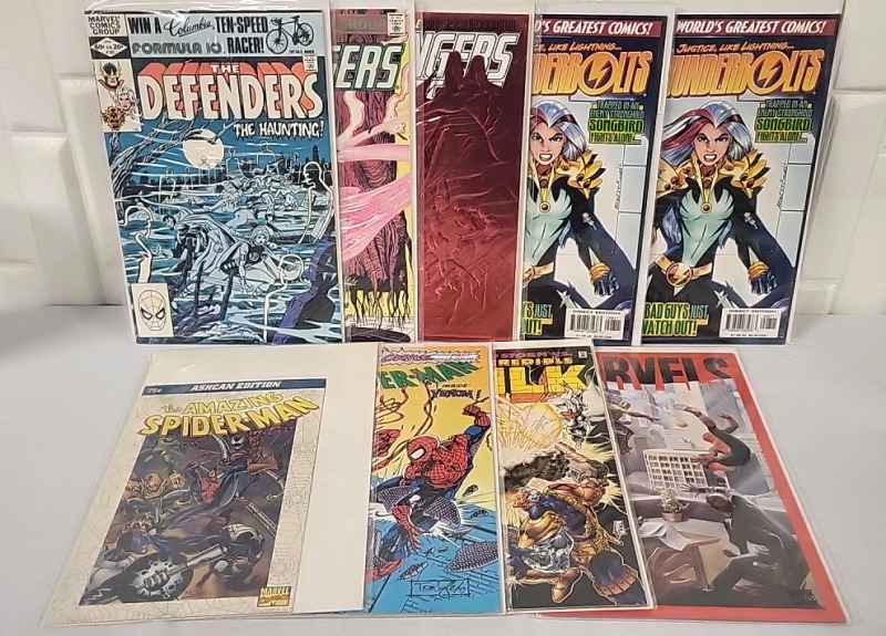 9 Marvel Comic Books - Spiderman , Avengers & More