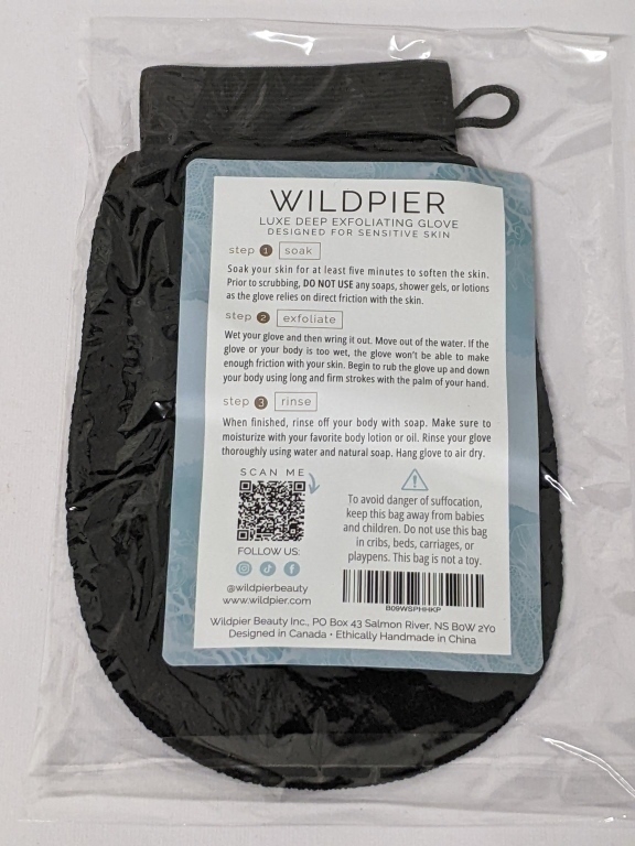 New WILDPIER Luxe Exfoliation Glove Sensitive Skin