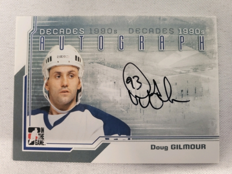 Doug Gilmour NHL Hockey Card with Signature