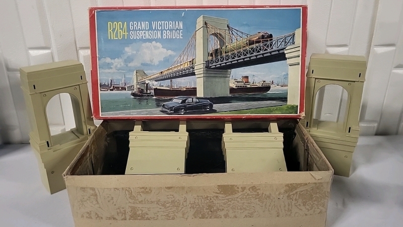 Vintage Tri-ang Hornby Grand Victorian Suspension Bridge