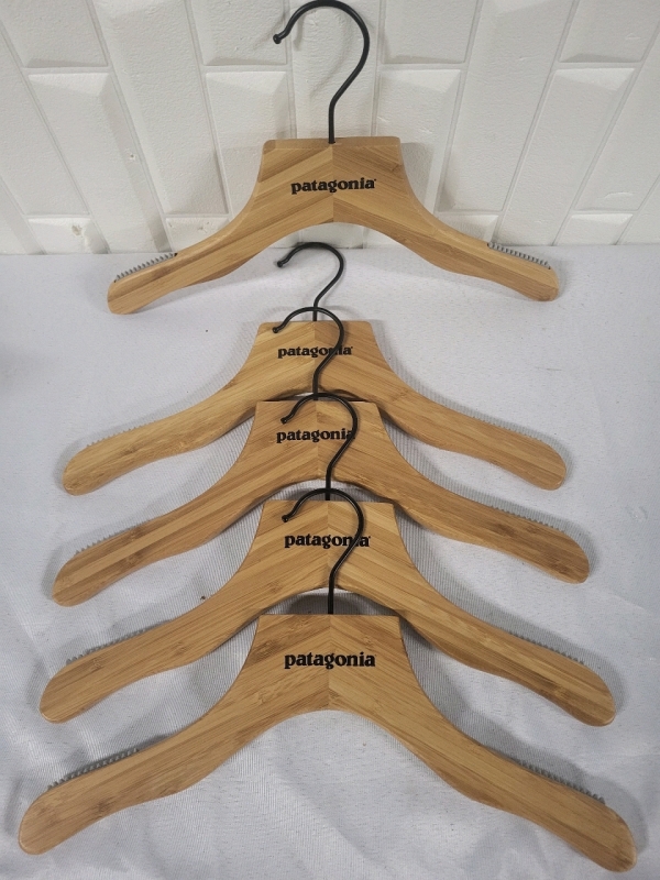 5 New Patagonia Wood Clothes Hangers with Clothes Grip
