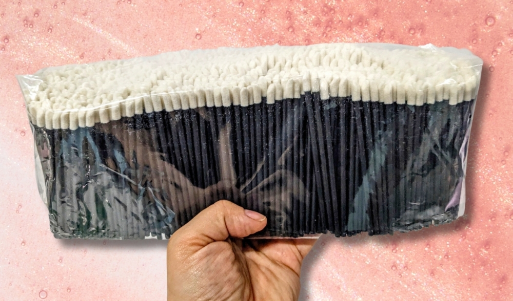 1,000 (One Thousand) New Disposable Lip Gloss Applicators