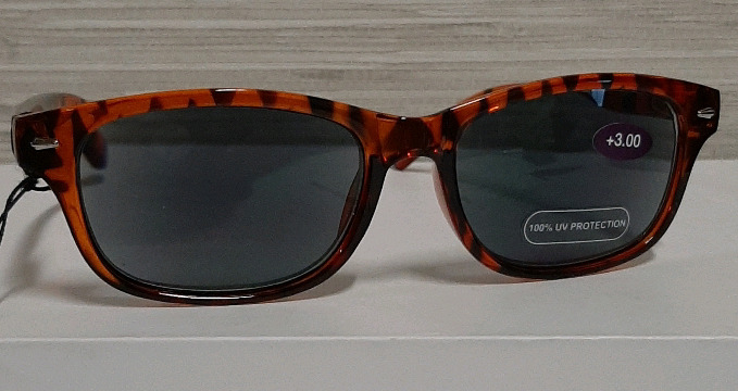 Tortoise Shell Readers +3 00 and 100% UV Protection