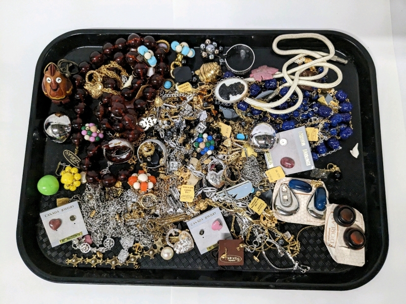 Jewelry Crafter's and Repair Lot: Lots of Vintage Goodies!