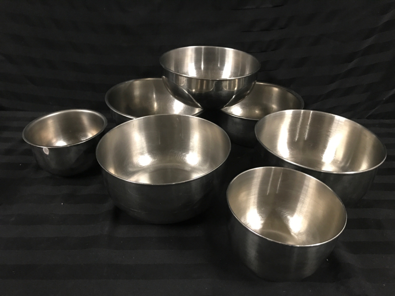 7 Stainless Steel Mixing Bowls