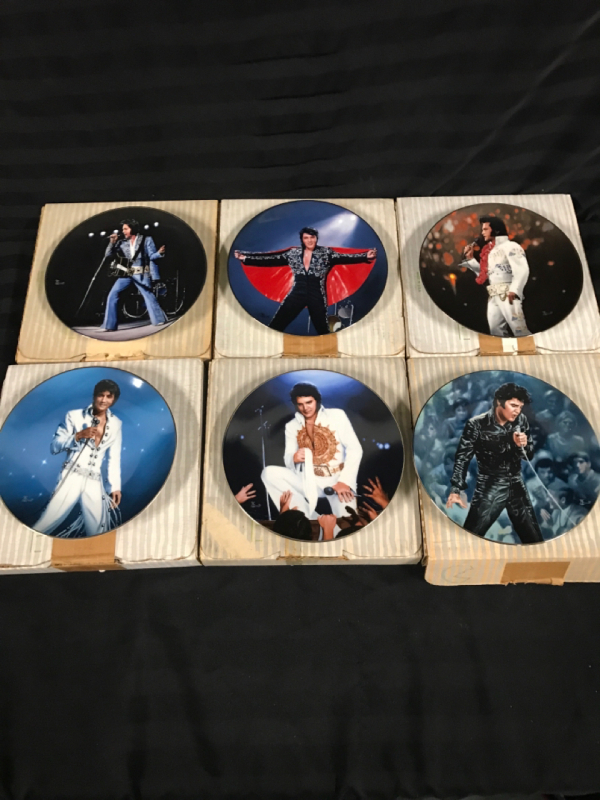 6 Vintage Elvis Collectors Plates with boxes