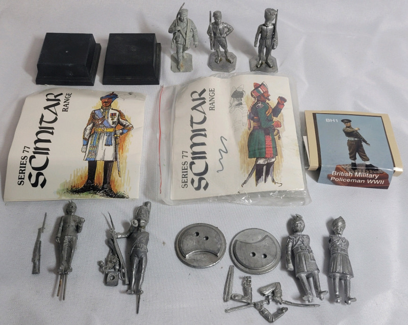 Military Soldiers of the World Toy Soldier Lead Miniatures , Unpainted & Unassembled