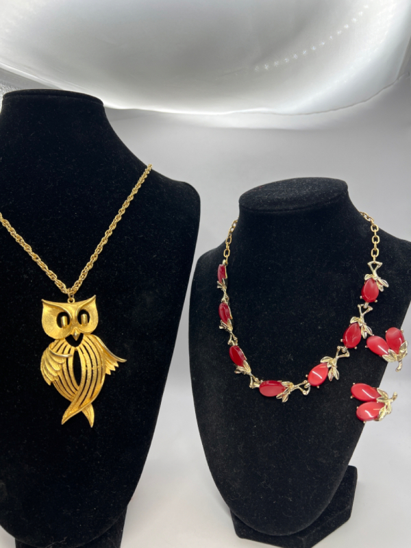 Moonglow Red Necklace Set Vintage Owl Necklace