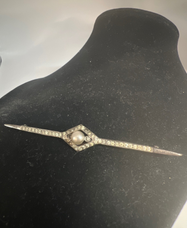 Vintage Sterling Bar Pin Brooch with stones