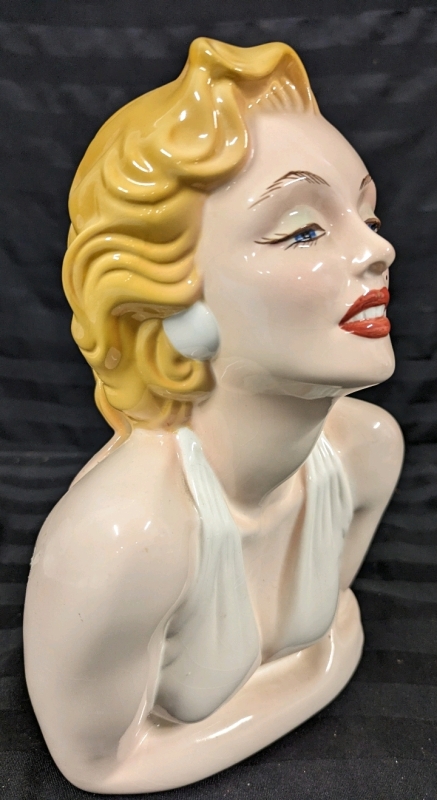 Vintage Earthenware Marilyn Monroe Cookie Jar.