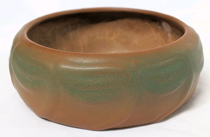 VAN BRIGGLE Pottery Bowl C. 1920's Colorado Springs, Colorado