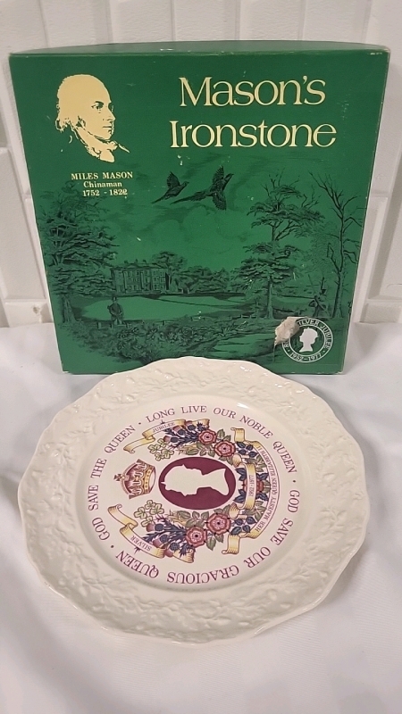 Mason's England 1977 Queen Elizabeth Plate