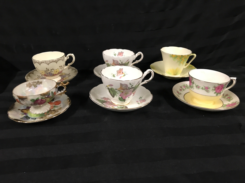 6 Vintage Cups & Saucers