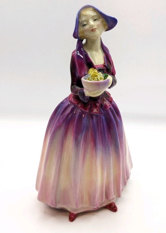ROYAL DOULTON England " Doreas " HN 1558 29