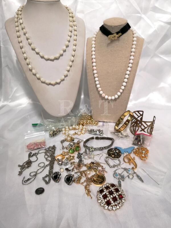Great Jewelry Crafting Lot