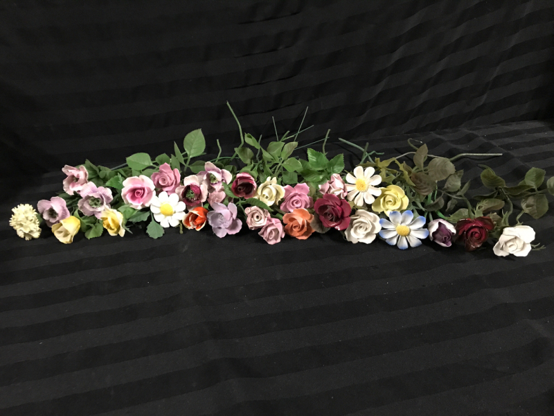 29 Porcelain Roses