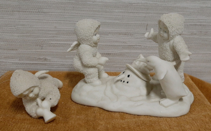 2 Dept 56 Snowbabies