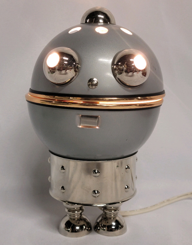 Vintage 1970s SATCO Space Age Robot Aluminum Table Lamp , Working