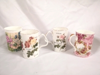 4 Tea Cups - Floral Pattern