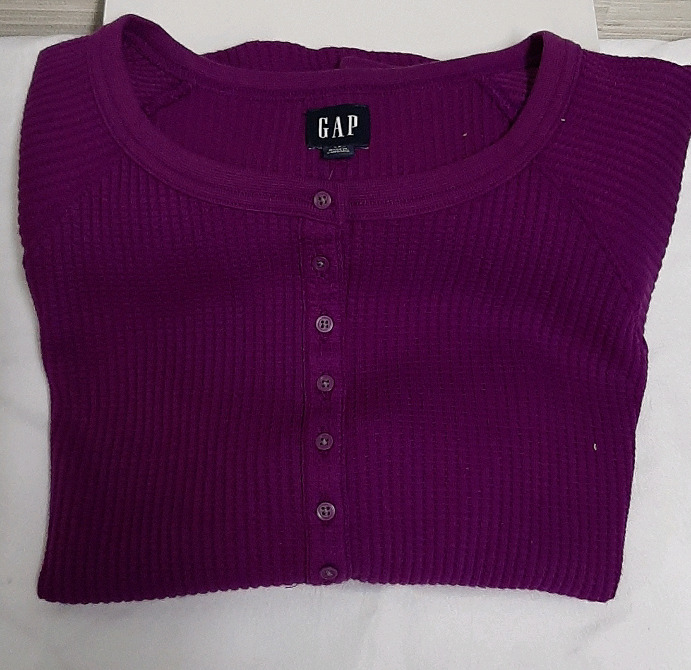 New Gap Ribbed Knit Pullover Size S Colour Purple