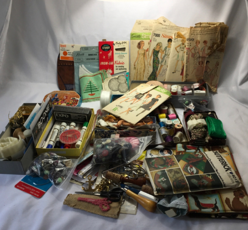 Large Lot of sewing Notions