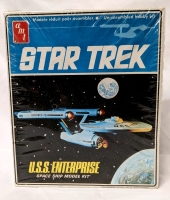 Vintage Sealed 1968 AMT Original U.S.S. Enterprise Space Ship Model Kit.