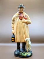 Royal Doulton England HN 1975 " The Shepherd " / Designer M Fenton / Issued 1945 - 1975