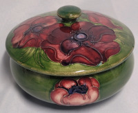 Vintage MOORCROFT " Anemone " Covered Bowl , circa 1940s - 50s . No chips or cracks