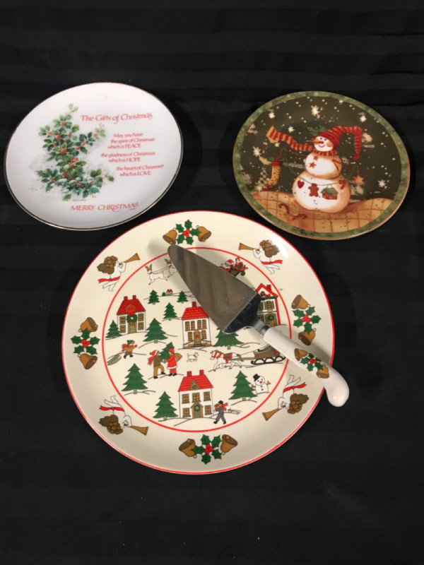 3 Collectible Christmas Plates 8 to 10 inches wide