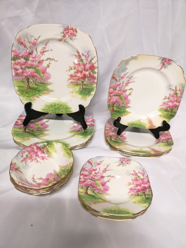 Vintage Royal Albert 4 Place Setting - Blossom Time Pattern