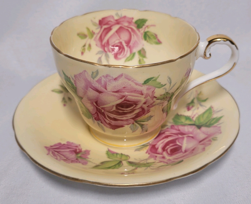 Aynsley Pink Roses Cup & Saucer , Both Ring True . No chips or cracks