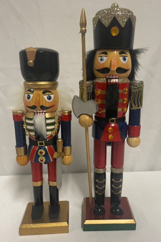 2 Wooden Nutcrackers