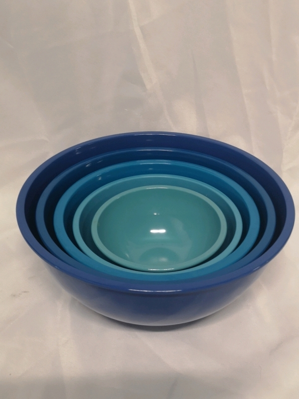 5 President's Choice Mixing Bowls