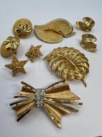 Vintage Brooches and Earrings Corocraft signed Brooch