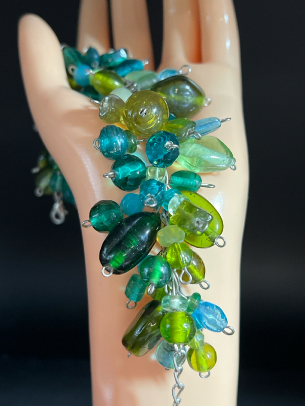 Fabulous green and Blue Glass Bead Bracelet