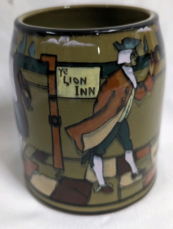 Deldare Ware *Ye Lion Inn" Mug