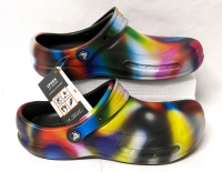 New CROCS Bistro Graphic Clogs (M8/W10)