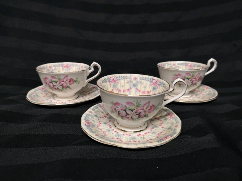 3 Vintage Queen Anne Teacups & Saucers - Royal Bridal Gown Pattern pattern