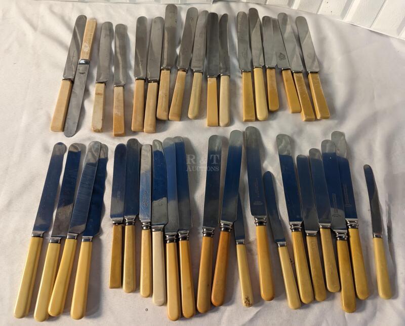 38 Assorted Knives