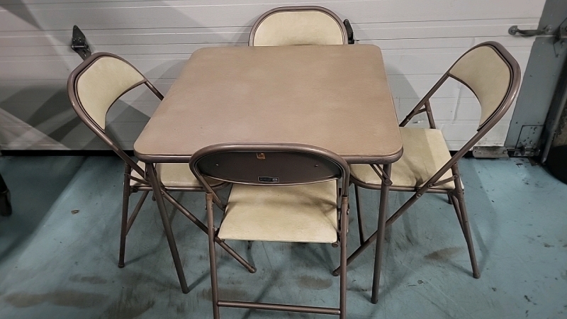 Vintage Codey Folding Metal Card / Gaming Table