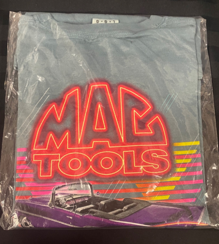 NEW Comfort Colors T shirt size Large Mac Tools