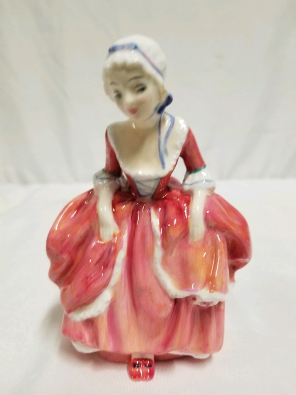 Vintage Royal Doulton figure titled GOODY TWO SHOES