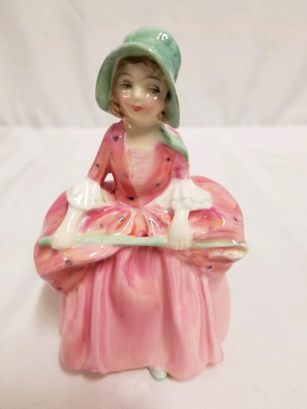 Vintage Royal Doulton figure titled BO PEEP