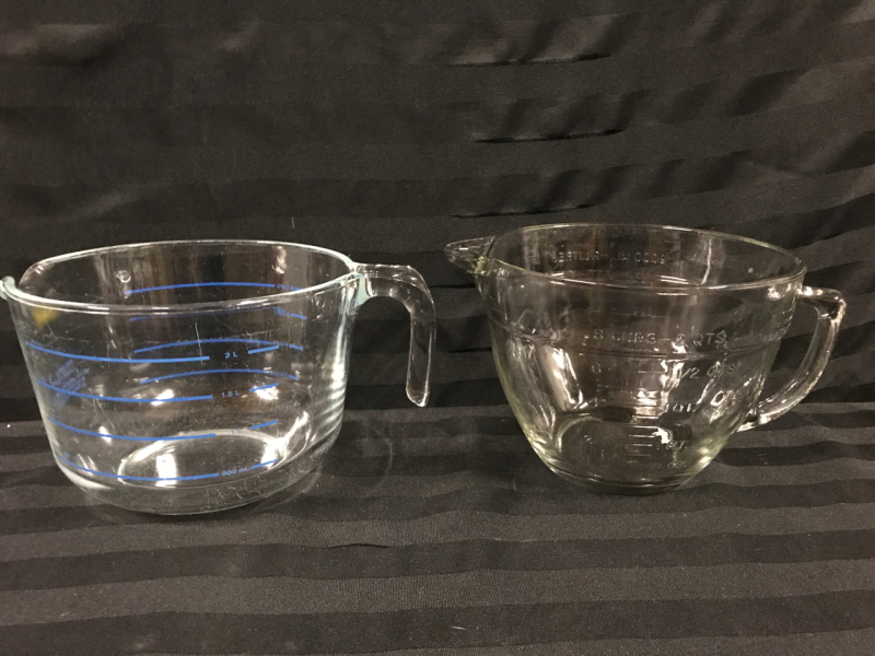 2 Large Measuring Bowls Pyrex & Ahcor Hocking both 8 cups