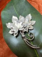 CORO signed Layered Double Mapleleaf Brooch