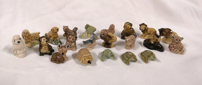 21 Vintage Tea WADE Figures - Animals