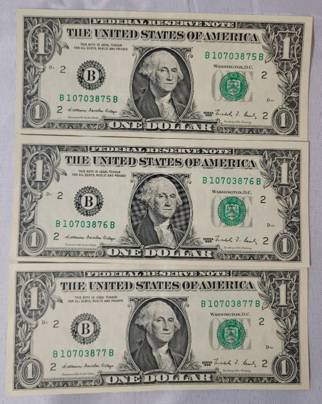 1988 USA One Dollar Bank Notes with Consecutive Numbers - 3 Bank Notes