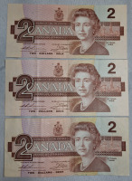 1986 Canadian Two Dollar Bank of Canada Bank Notes - Two Notes w/Consecutive Numbers