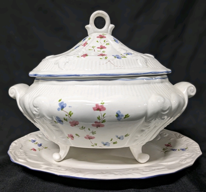 Portugal Soup Tureen with Lid & Platter